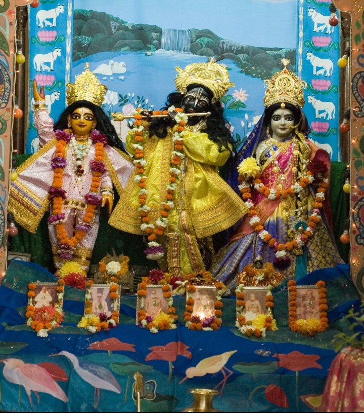 070322_DSC_0058_deities